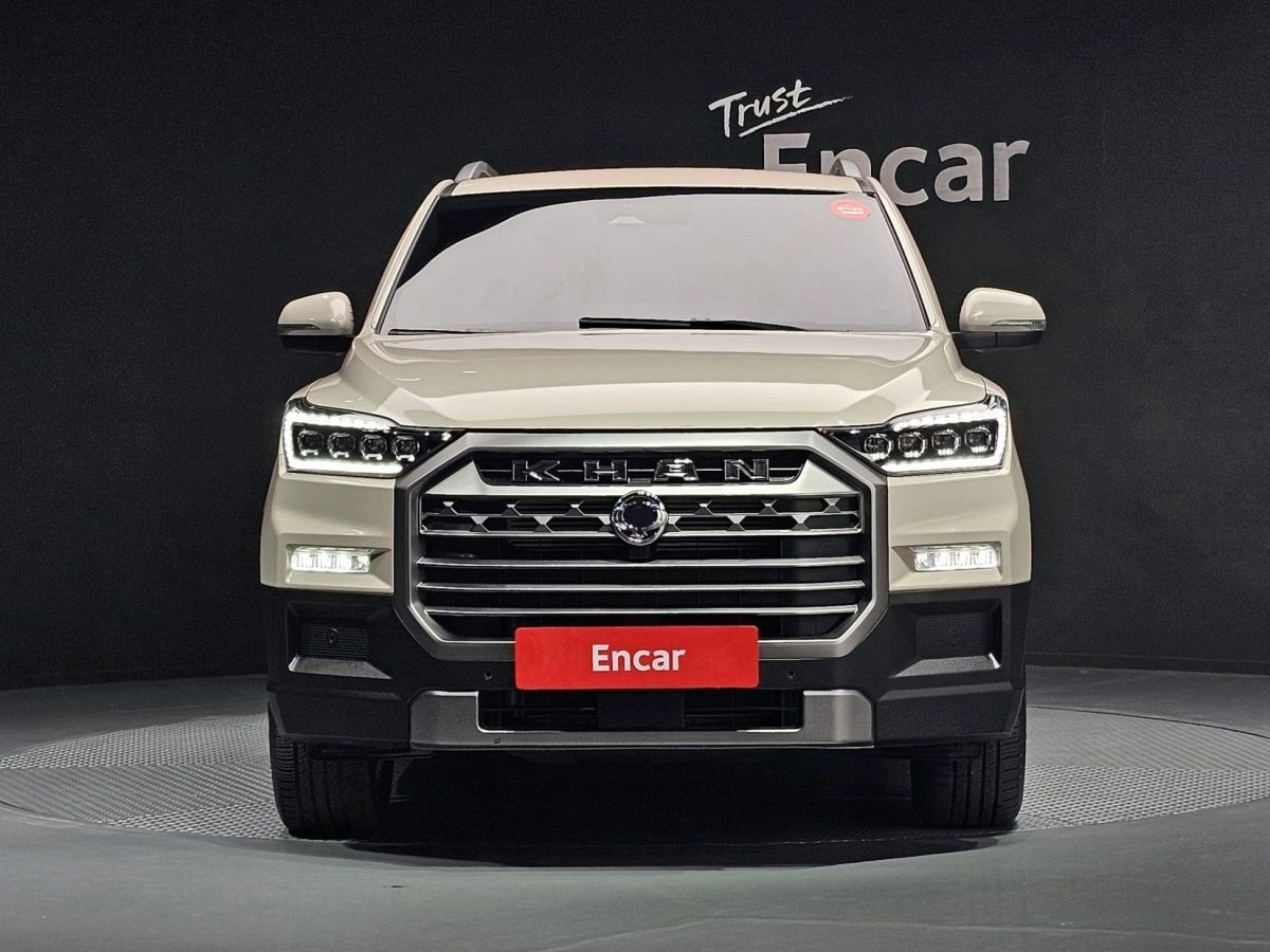 SSANGYONG REXTON SPORTS CAR