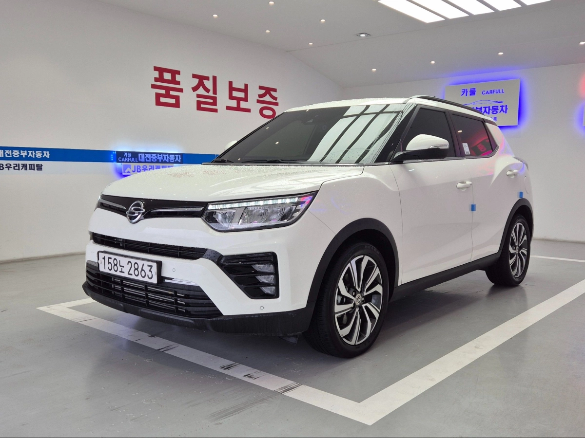 SSANGYONG TIVOLI VERY NEW