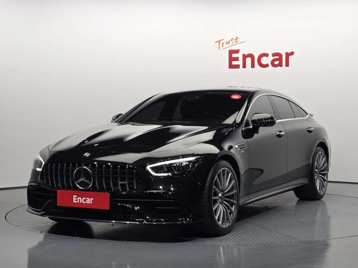 MERCEDES BENZ AMG GT