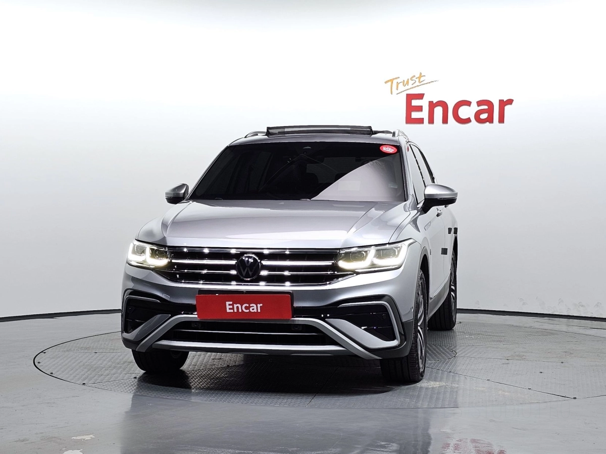 VOLKSWAGEN TIGUAN ALLSPACE