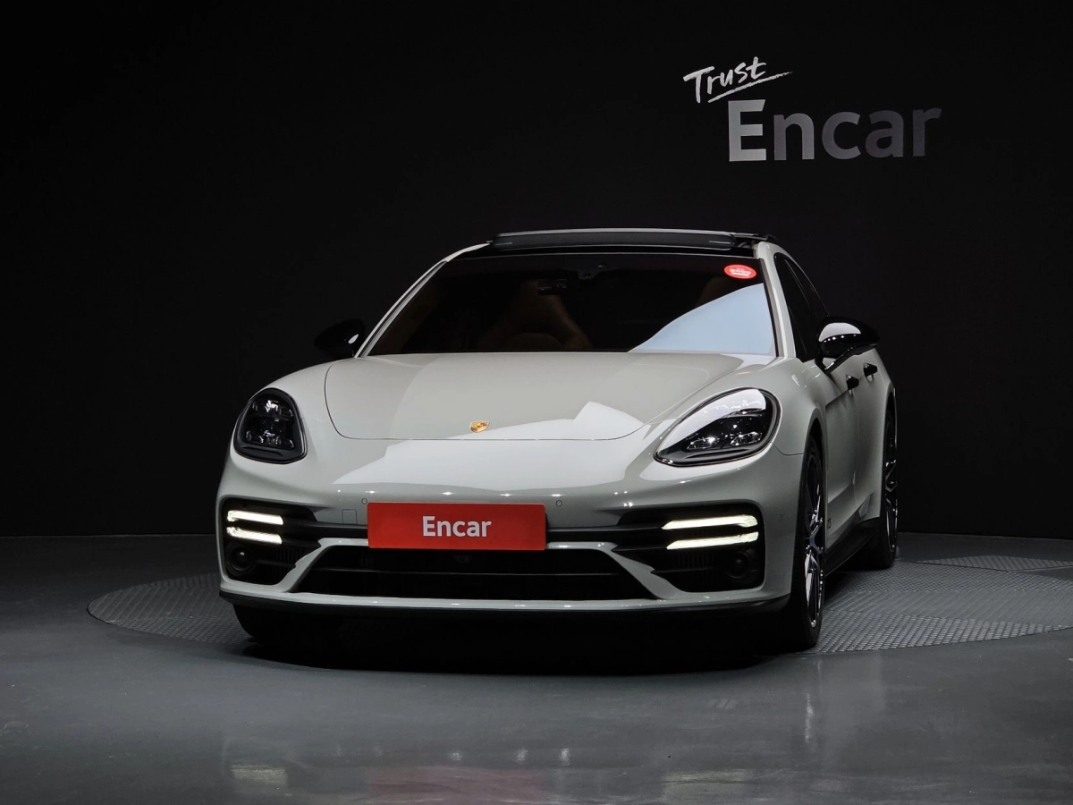 PORSCHE PANAMERA 971