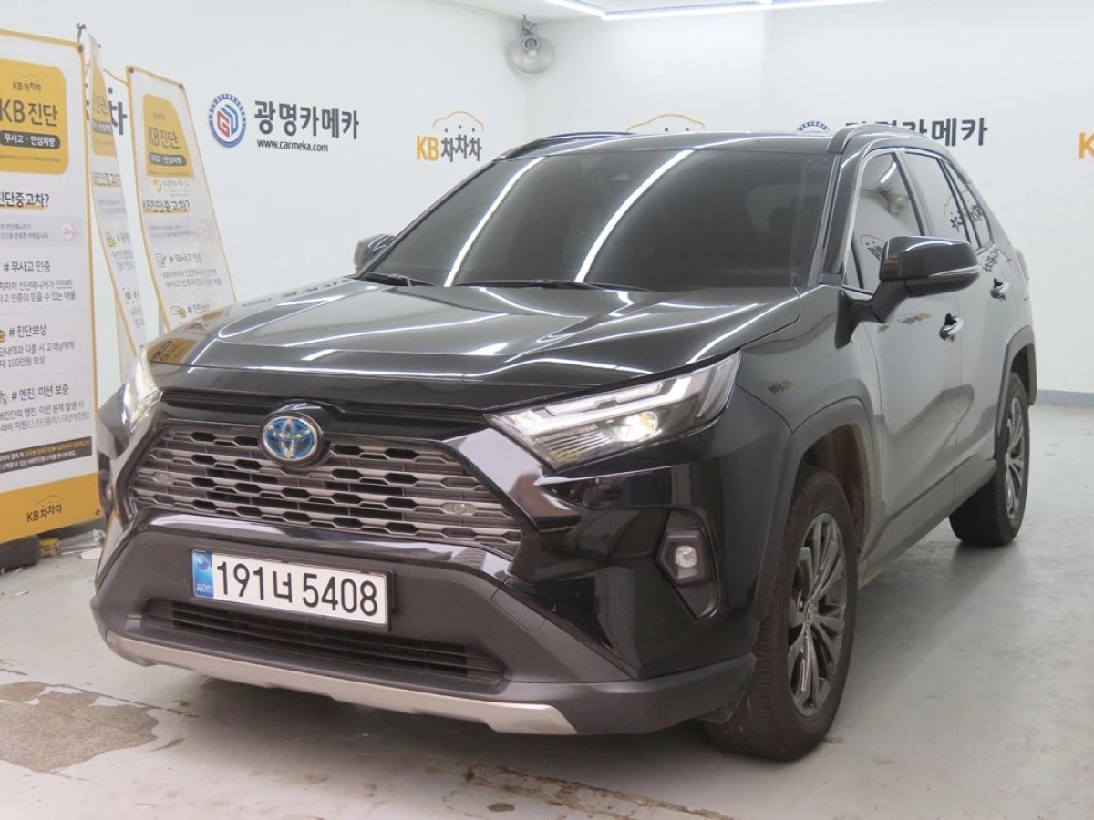 TOYOTA RAV4