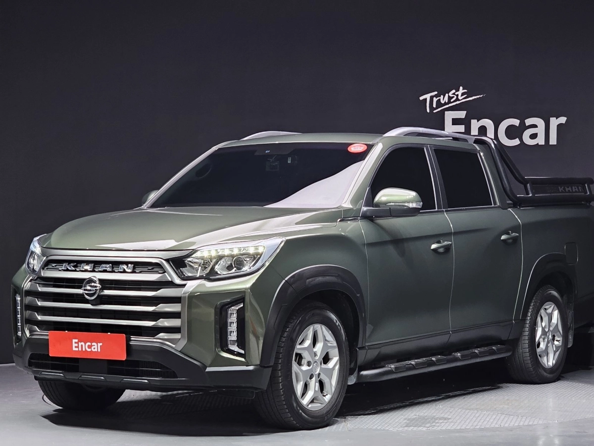 SSANGYONG REXTON SPORTS CAR