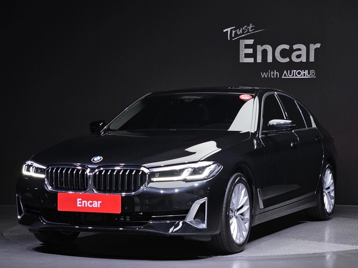 BMW 5-SERIES G30 2020