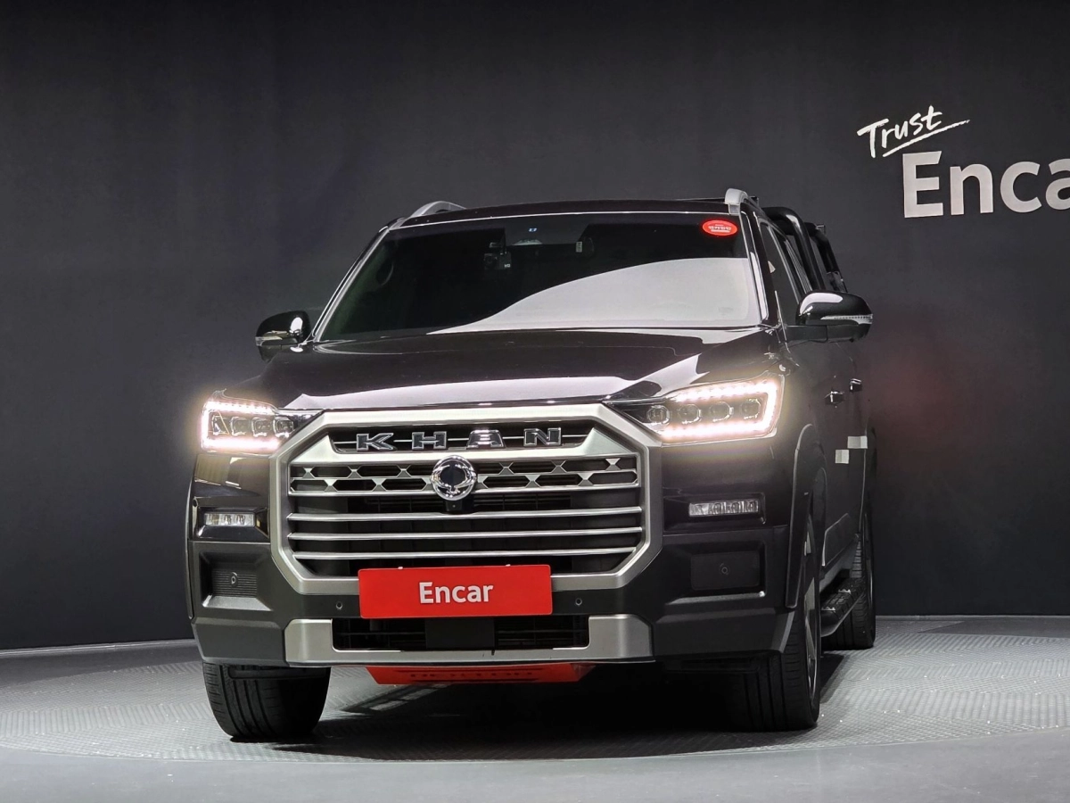 SSANGYONG REXTON SPORTS CAR