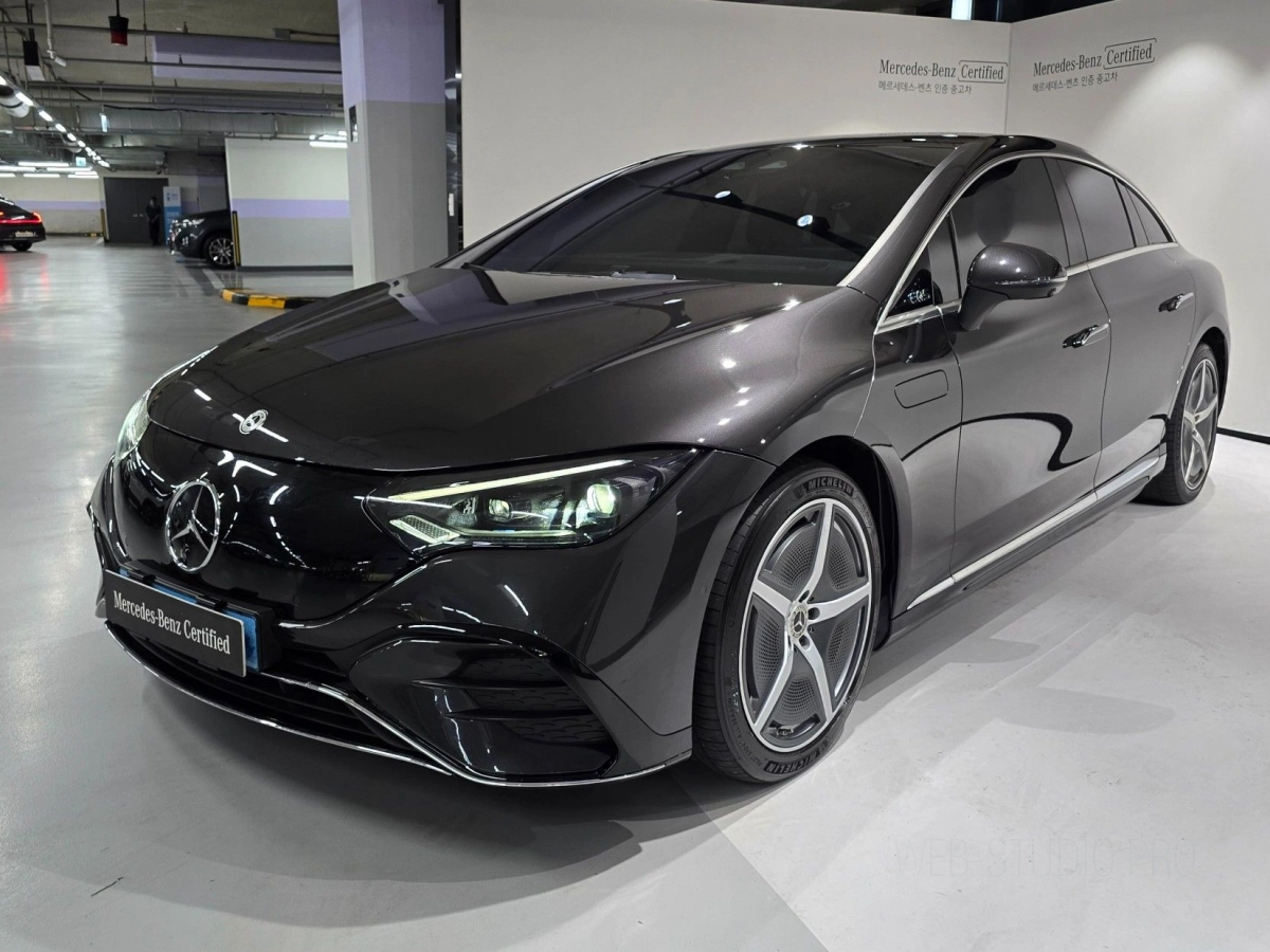 MERCEDES BENZ EQE V295  2023