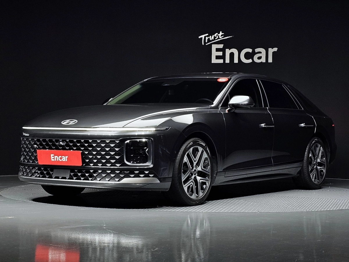 HYUNDAI GRANDEUR GN7  2023