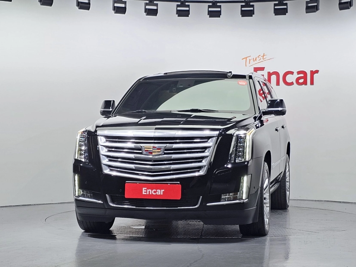 CADILLAC ESCALADE