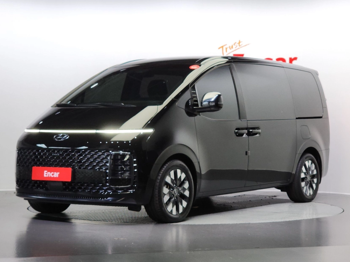 HYUNDAI STARIA 2022