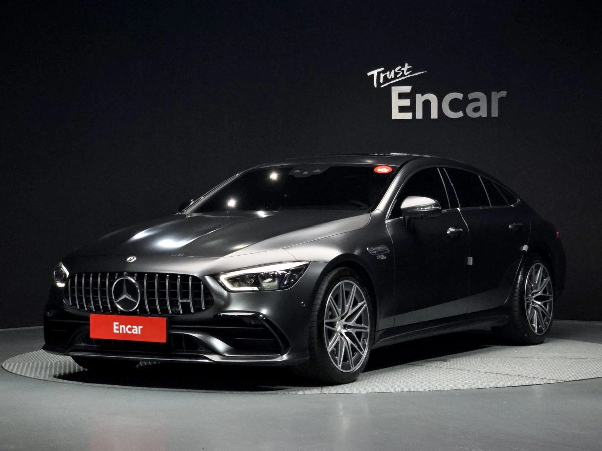 MERCEDES BENZ AMG GT