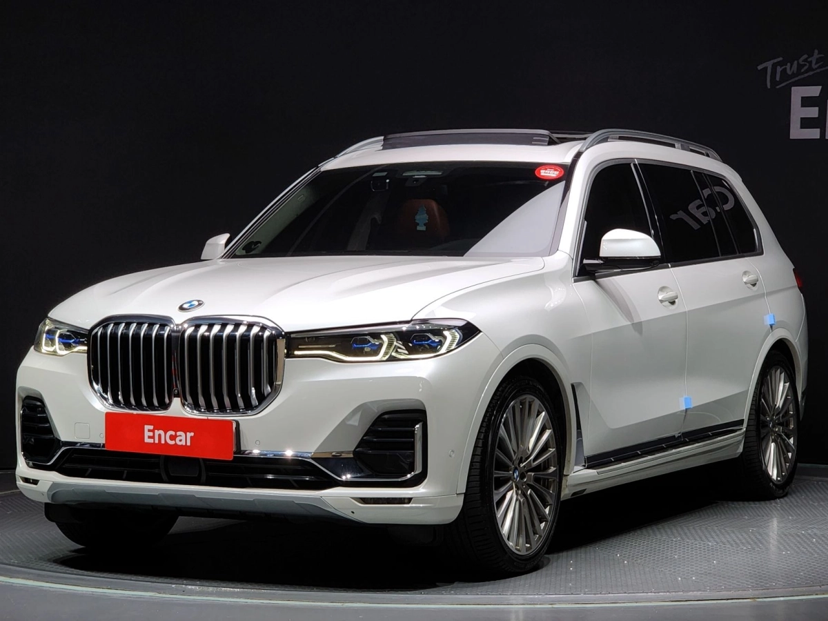 BMW X7 G07  2020