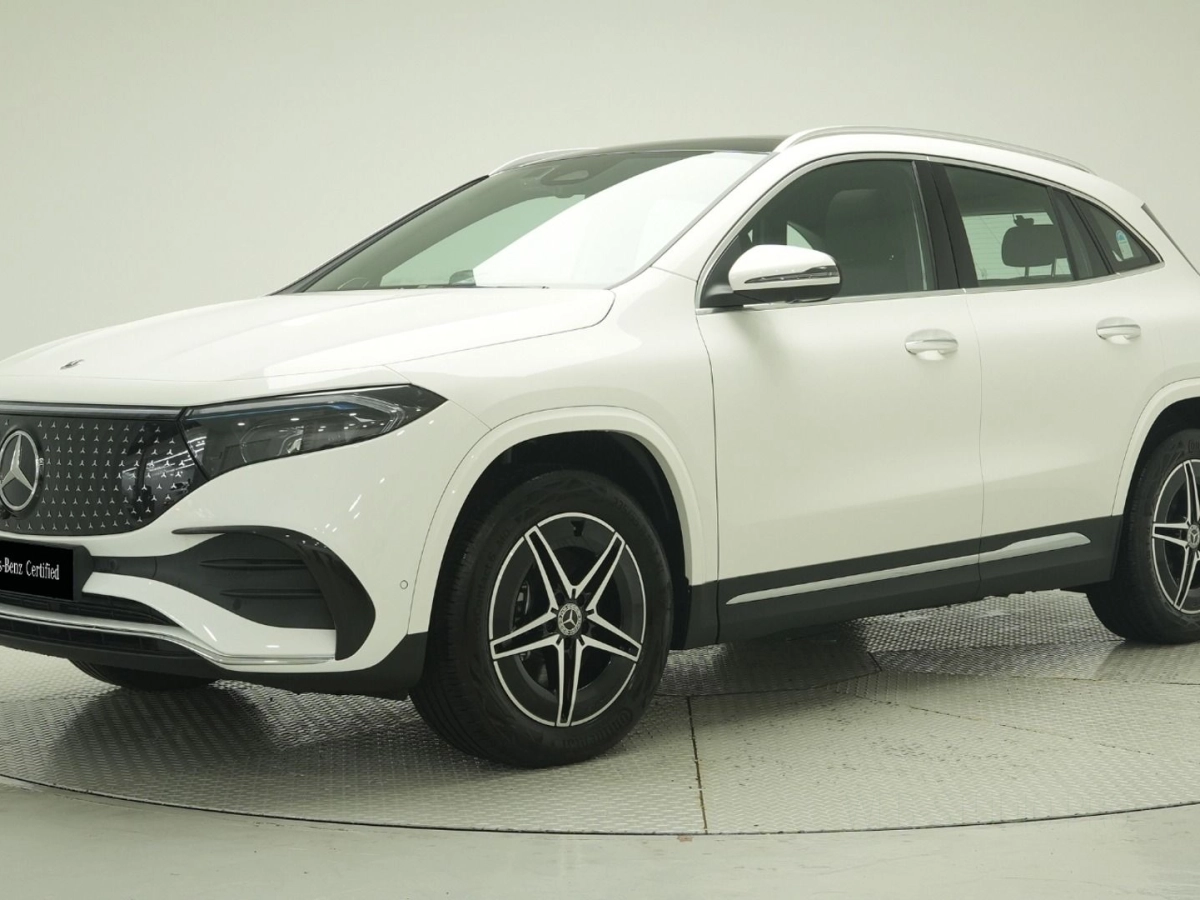 MERCEDES BENZ EQA H243