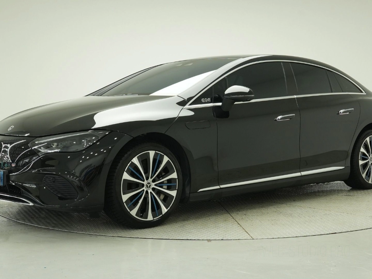 MERCEDES BENZ EQE V295