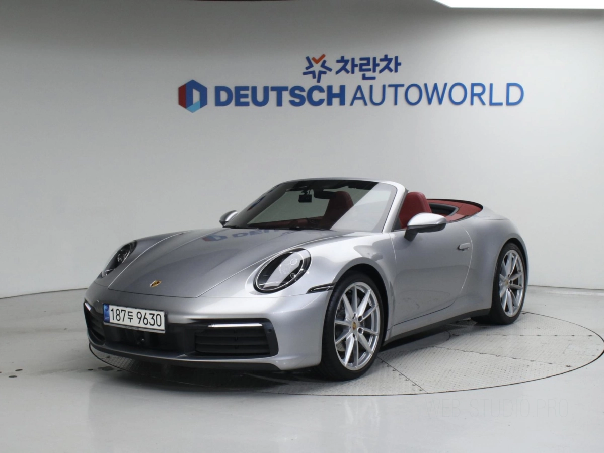 PORSCHE 911 992  2021