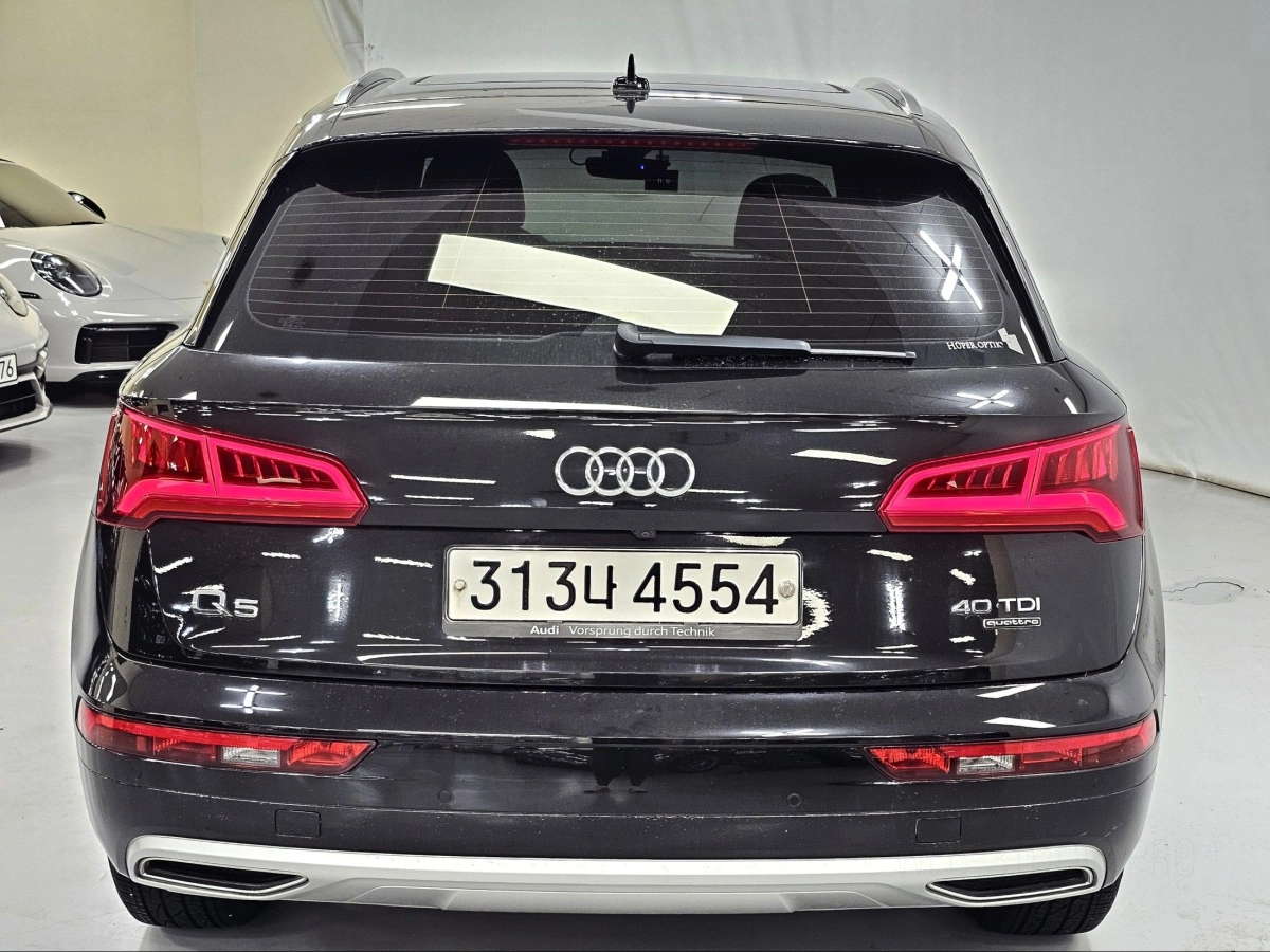 AUDI Q5 FY