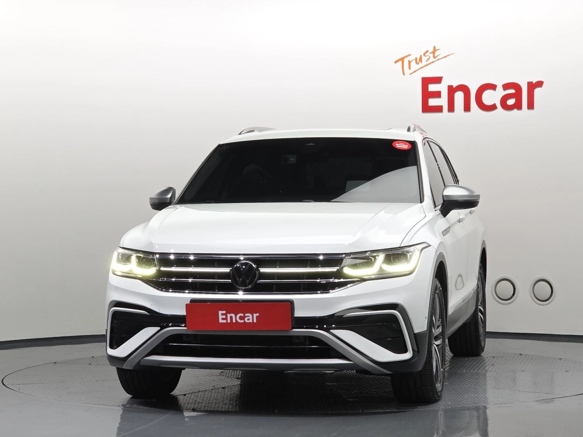 VOLKSWAGEN TIGUAN ALLSPACE