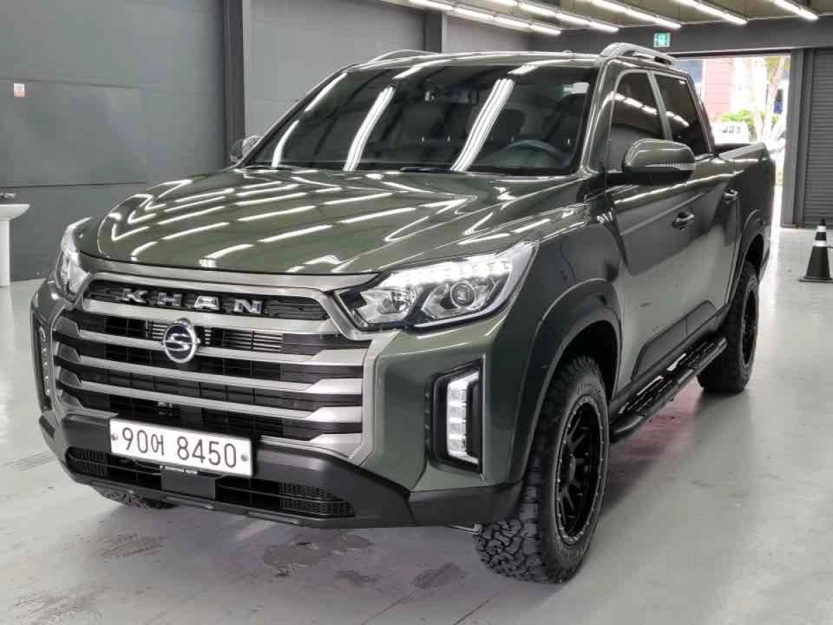 SSANGYONG REXTON SPORTS CAR