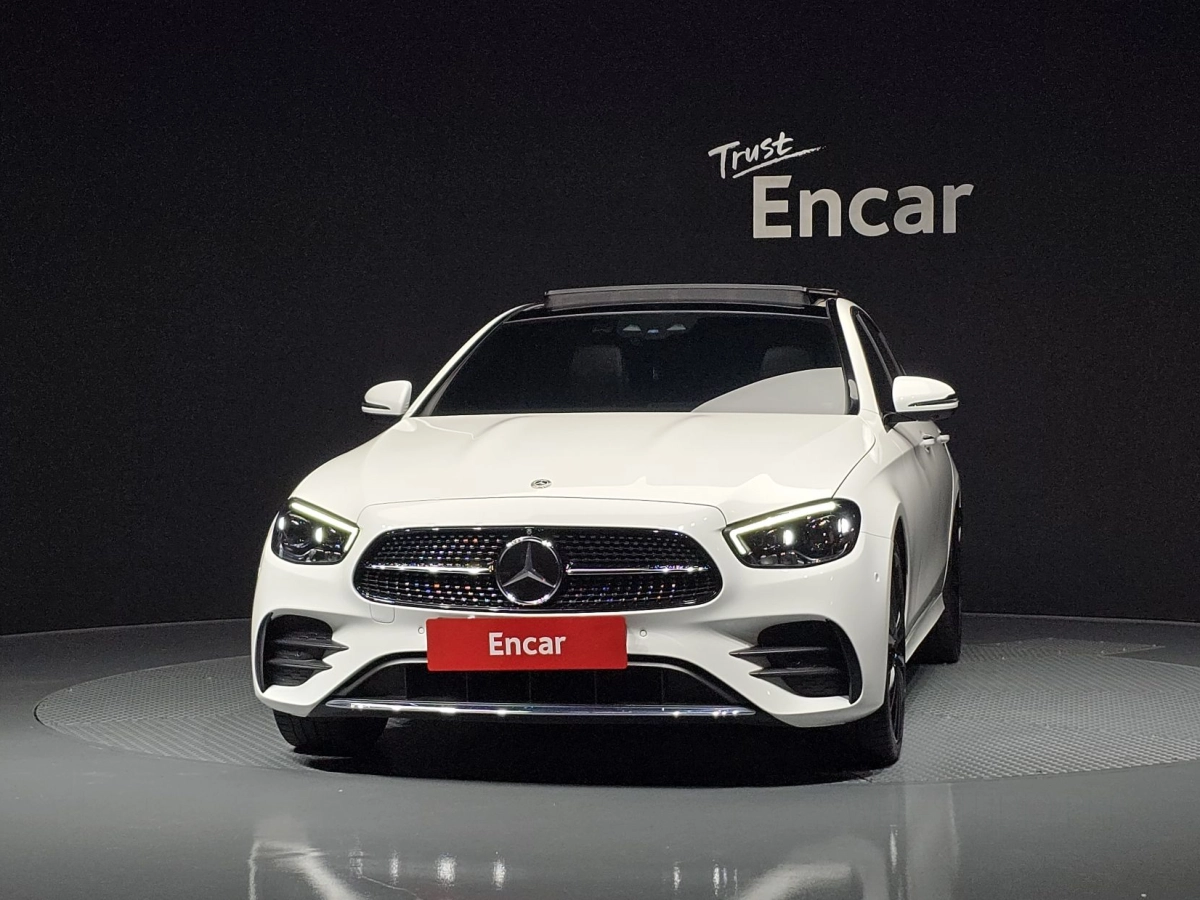 MERCEDES BENZ E-CLASS W213