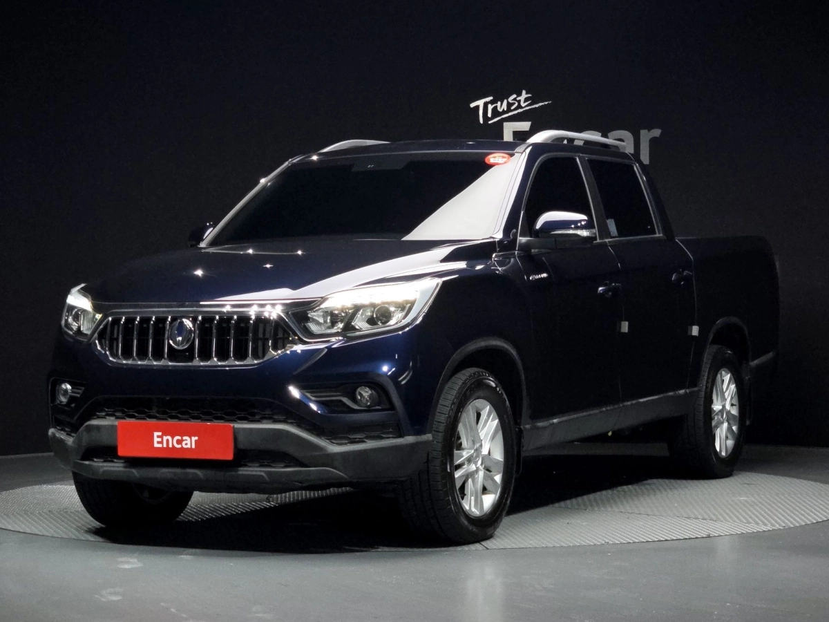 SSANGYONG REXTON SPORTS CAR