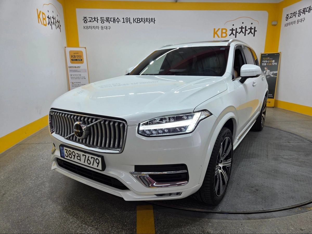 VOLVO XC90