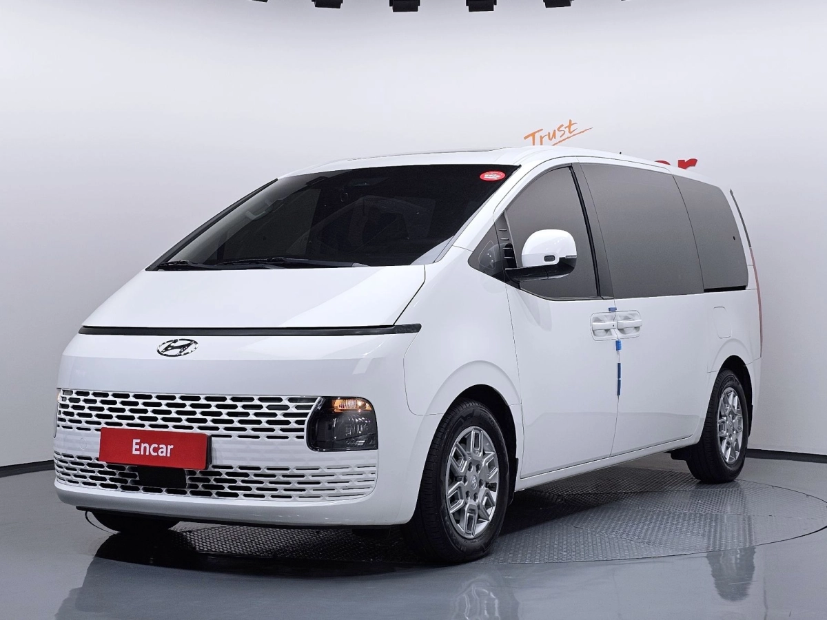 HYUNDAI STARIA 2021