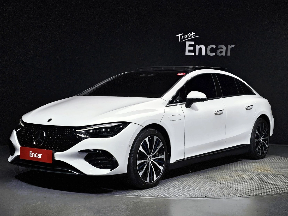 MERCEDES BENZ EQE V295