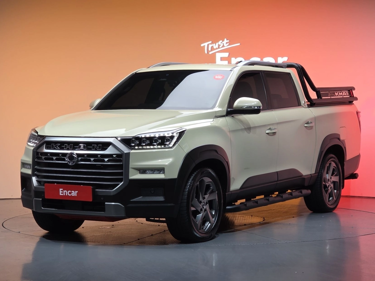 SSANGYONG REXTON SPORTS CAR