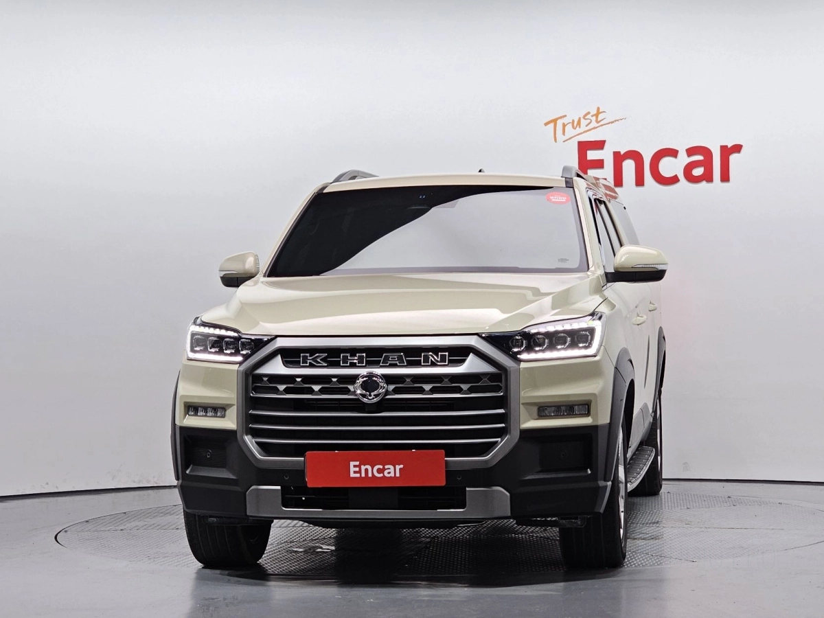 SSANGYONG REXTON SPORTS CAR