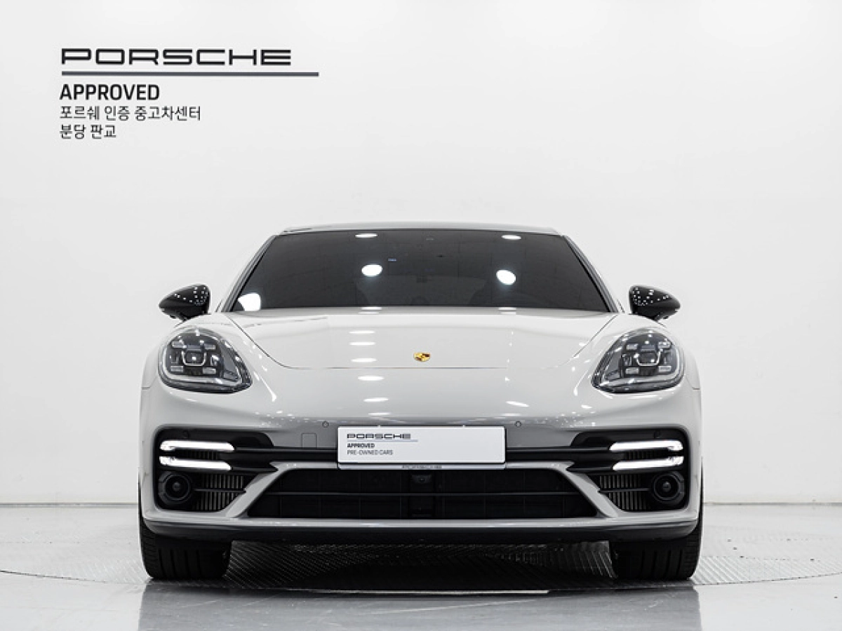 PORSCHE PANAMERA 971