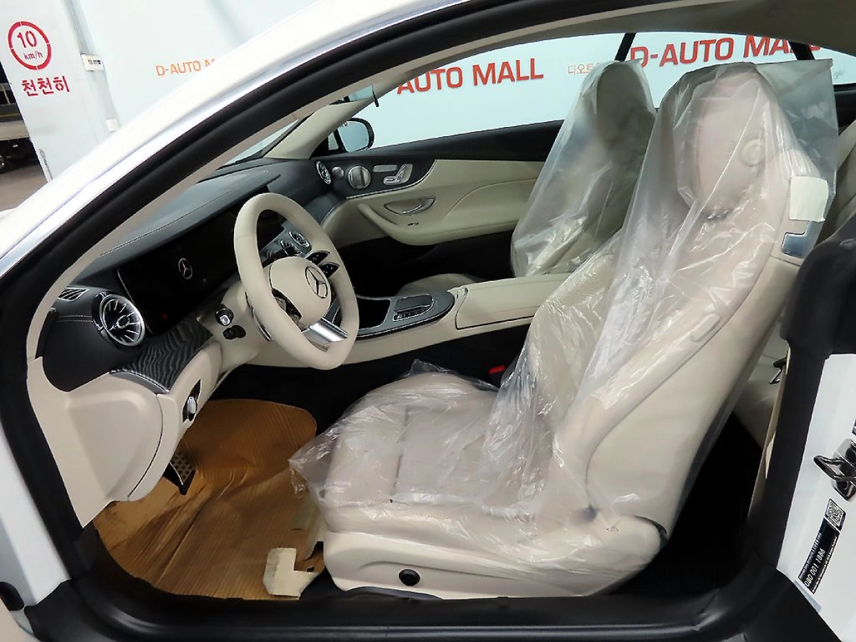 MERCEDES BENZ E-CLASS W213 2023