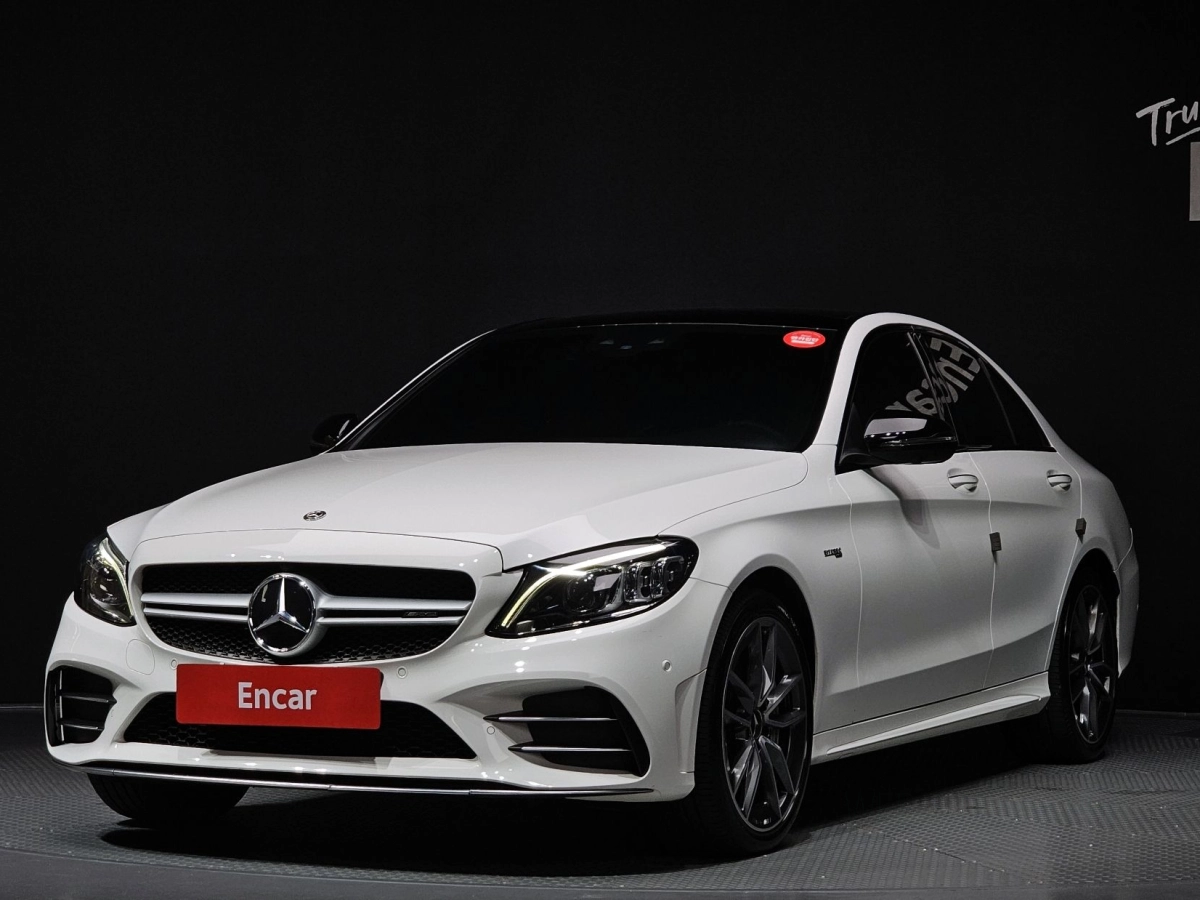 MERCEDES BENZ C-CLASS W205  2019