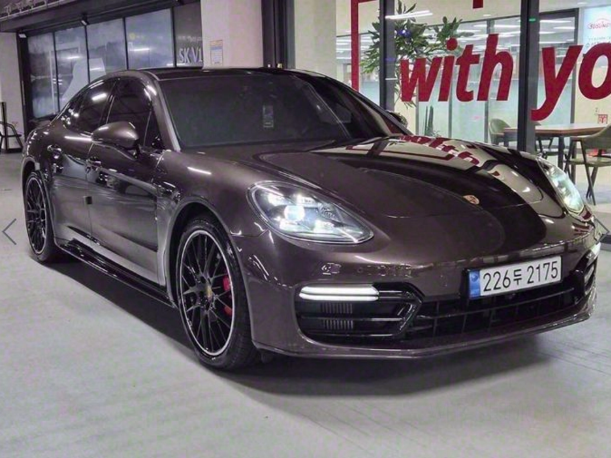 PORSCHE PANAMERA 971