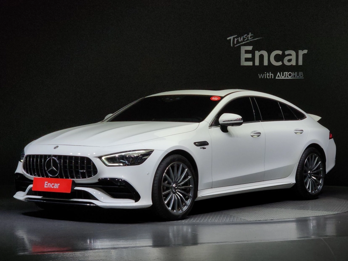 MERCEDES BENZ AMG GT