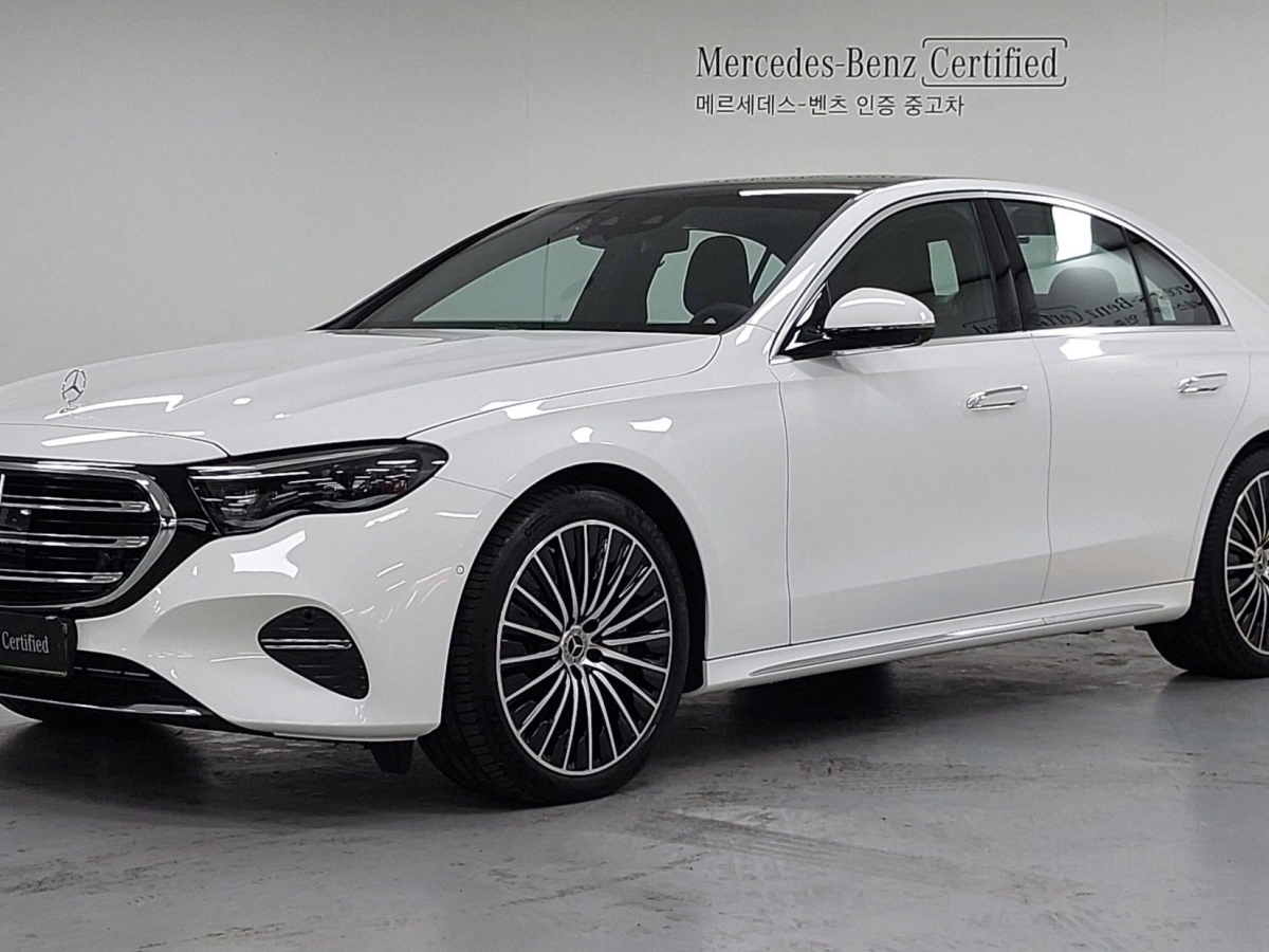 MERCEDES BENZ E-CLASS W214 2024
