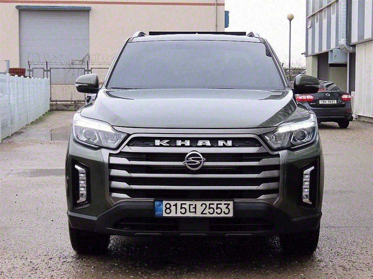 SSANGYONG REXTON SPORTS CAR