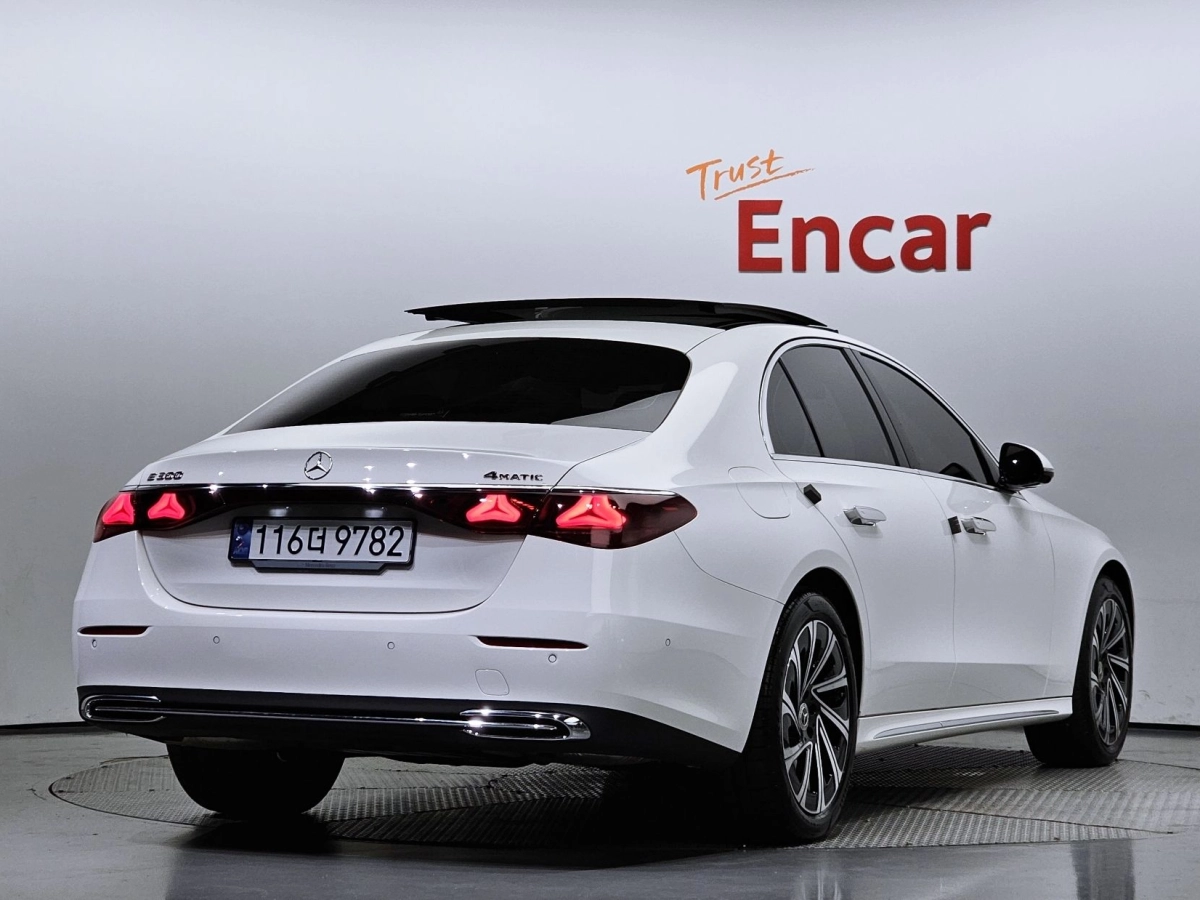 MERCEDES BENZ E-CLASS W214