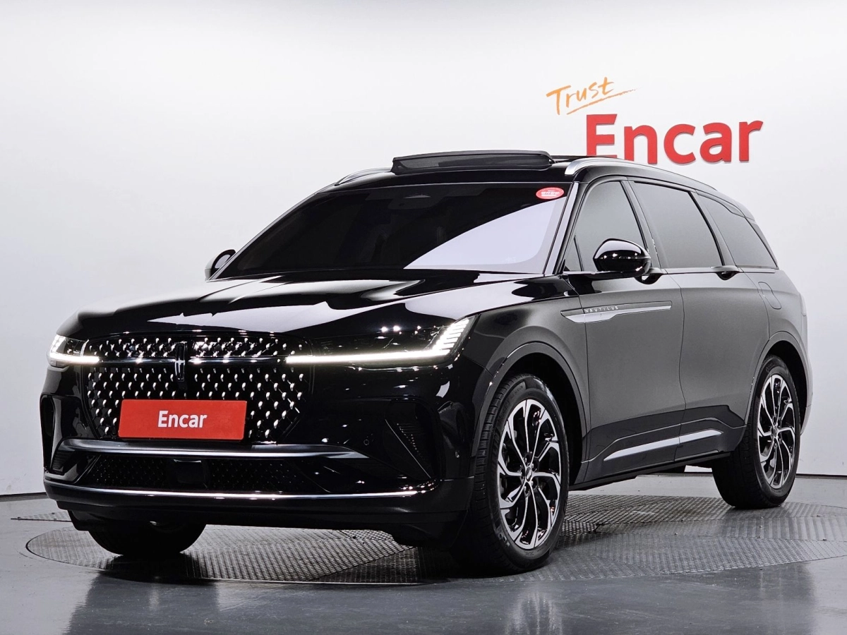 LINCOLN NAUTILUS  2024