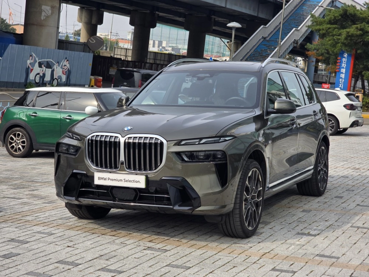 BMW X7 G07
