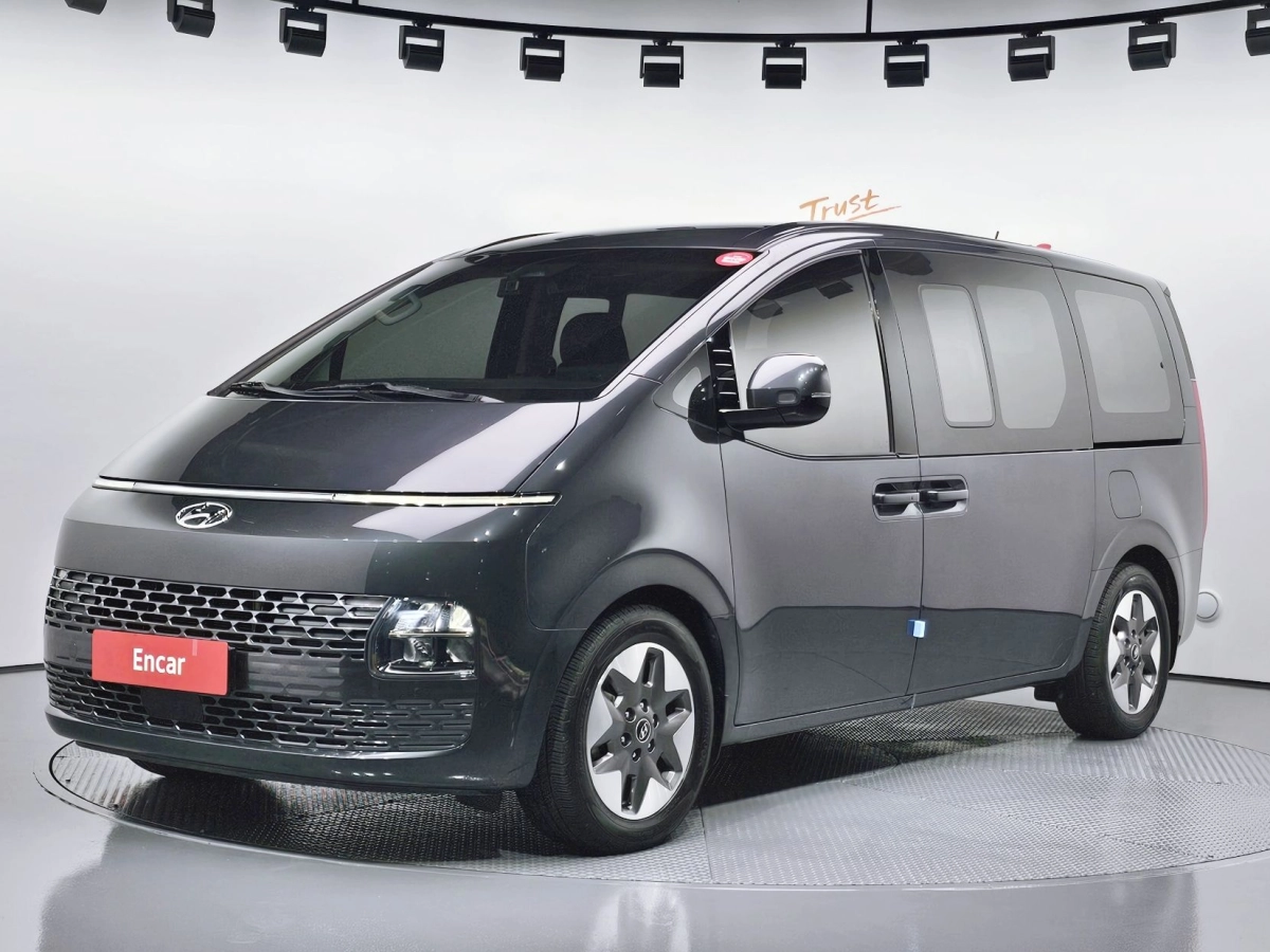 HYUNDAI STARIA 2021