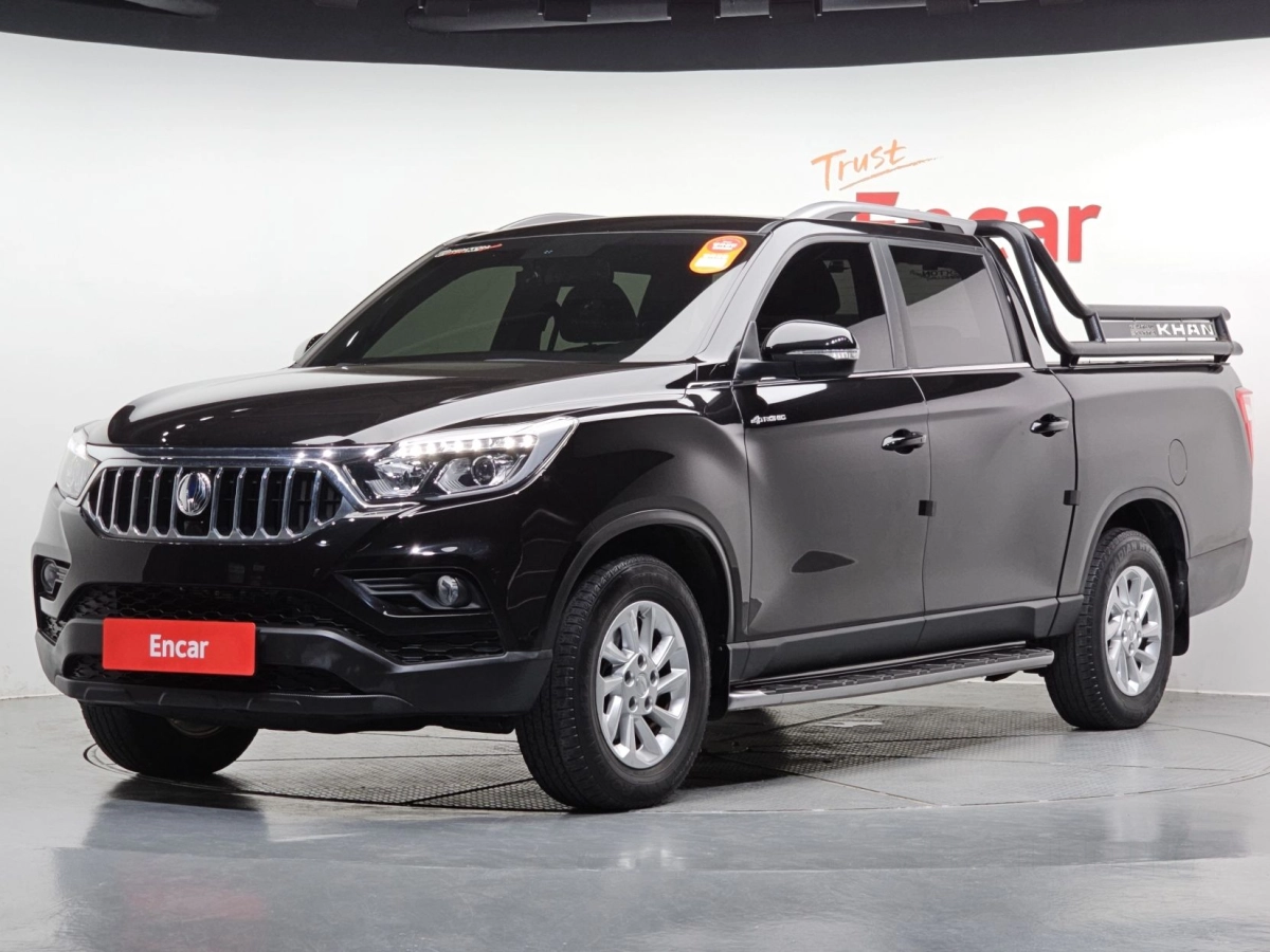 SSANGYONG REXTON SPORTS CAR