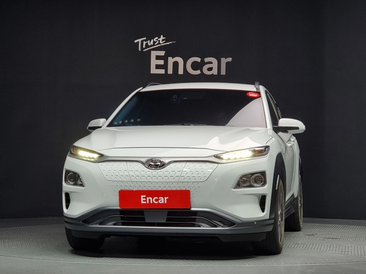 HYUNDAI KONA ELECTRIC