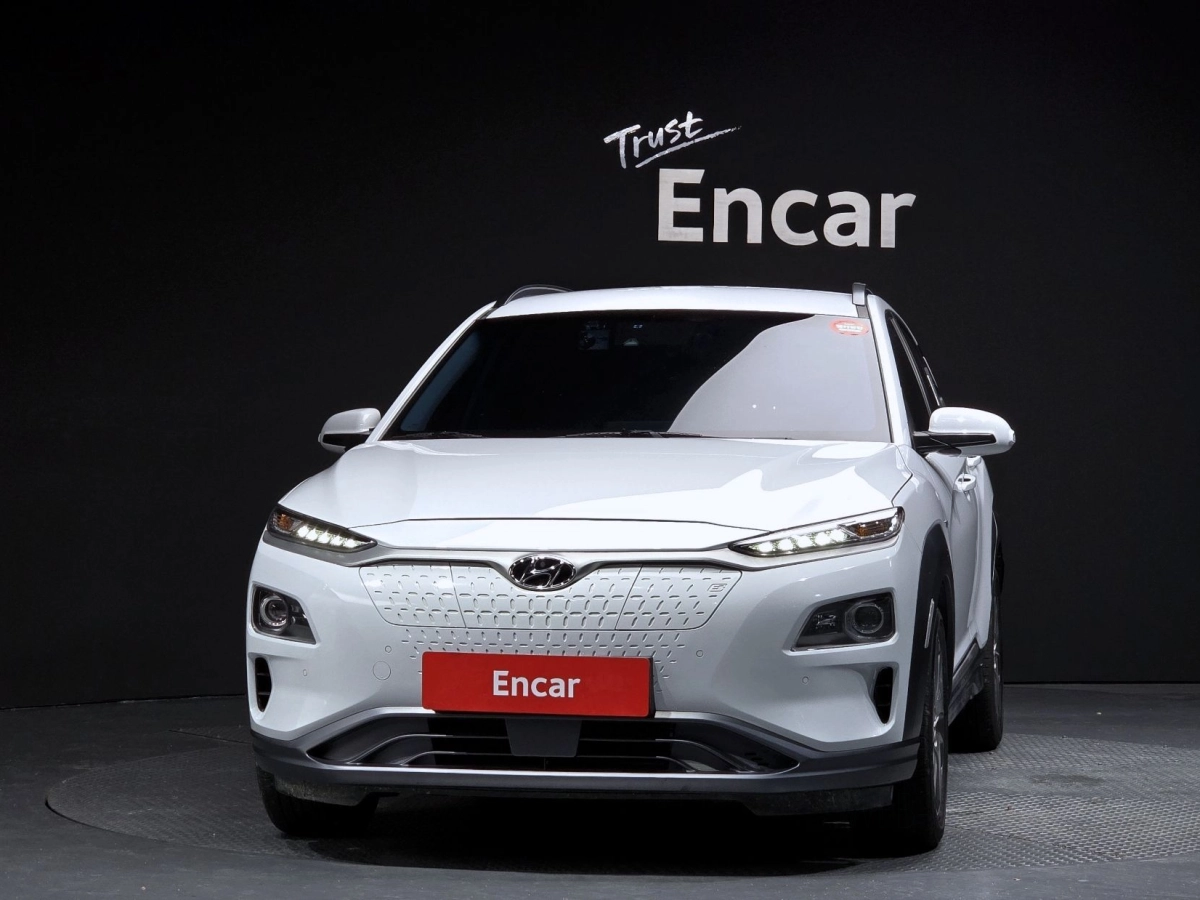 HYUNDAI KONA ELECTRIC