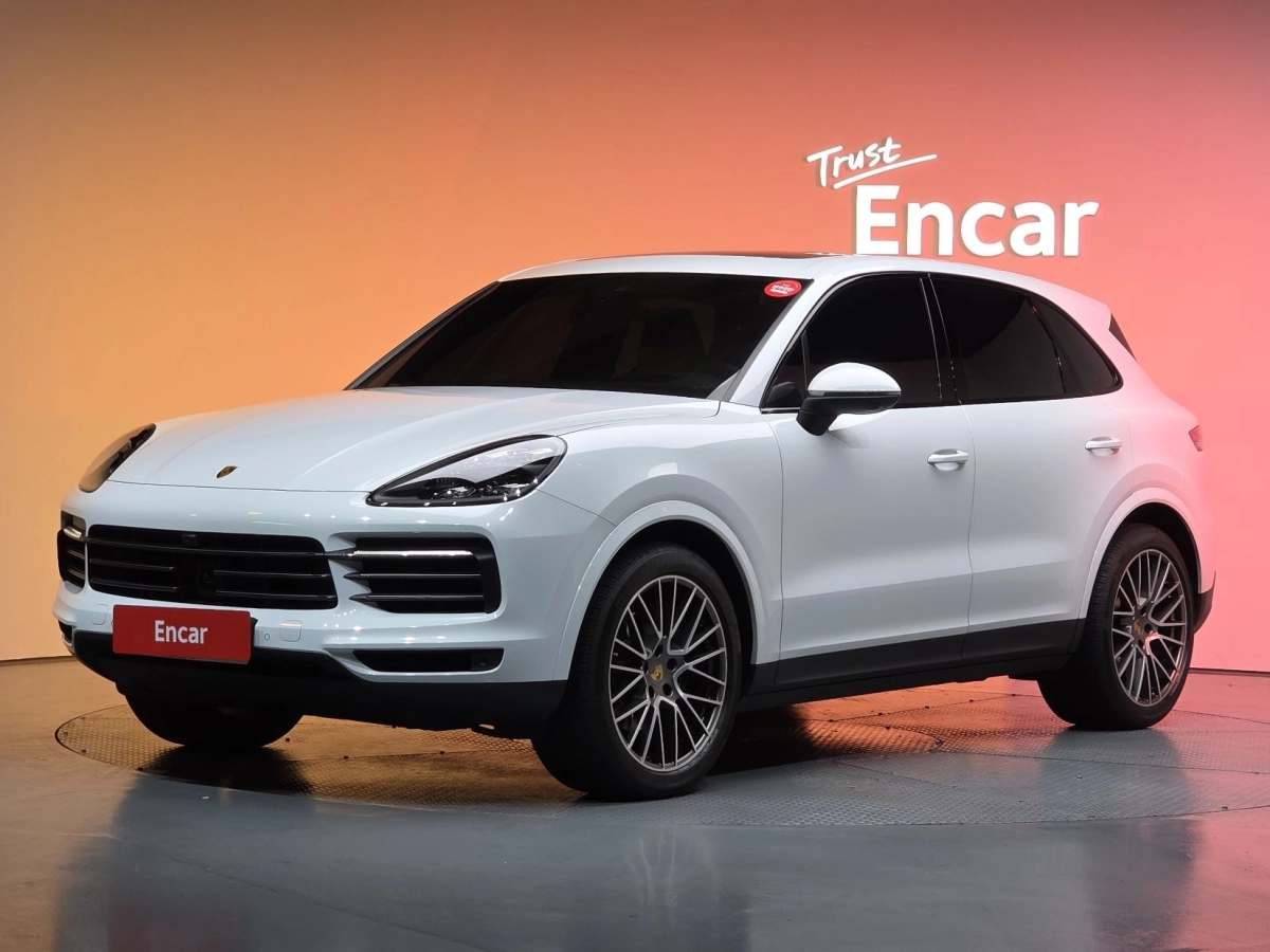 PORSCHE CAYENNE PO536  2023