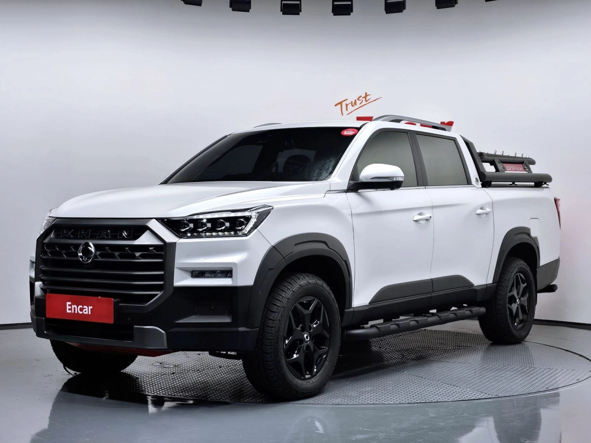 SSANGYONG REXTON SPORTS CAR