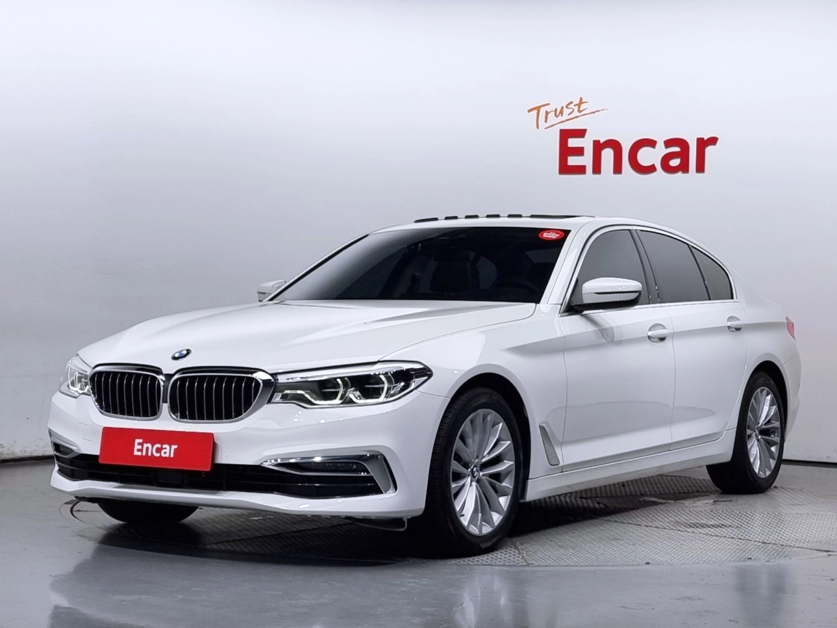 BMW 5-SERIES G30 2019