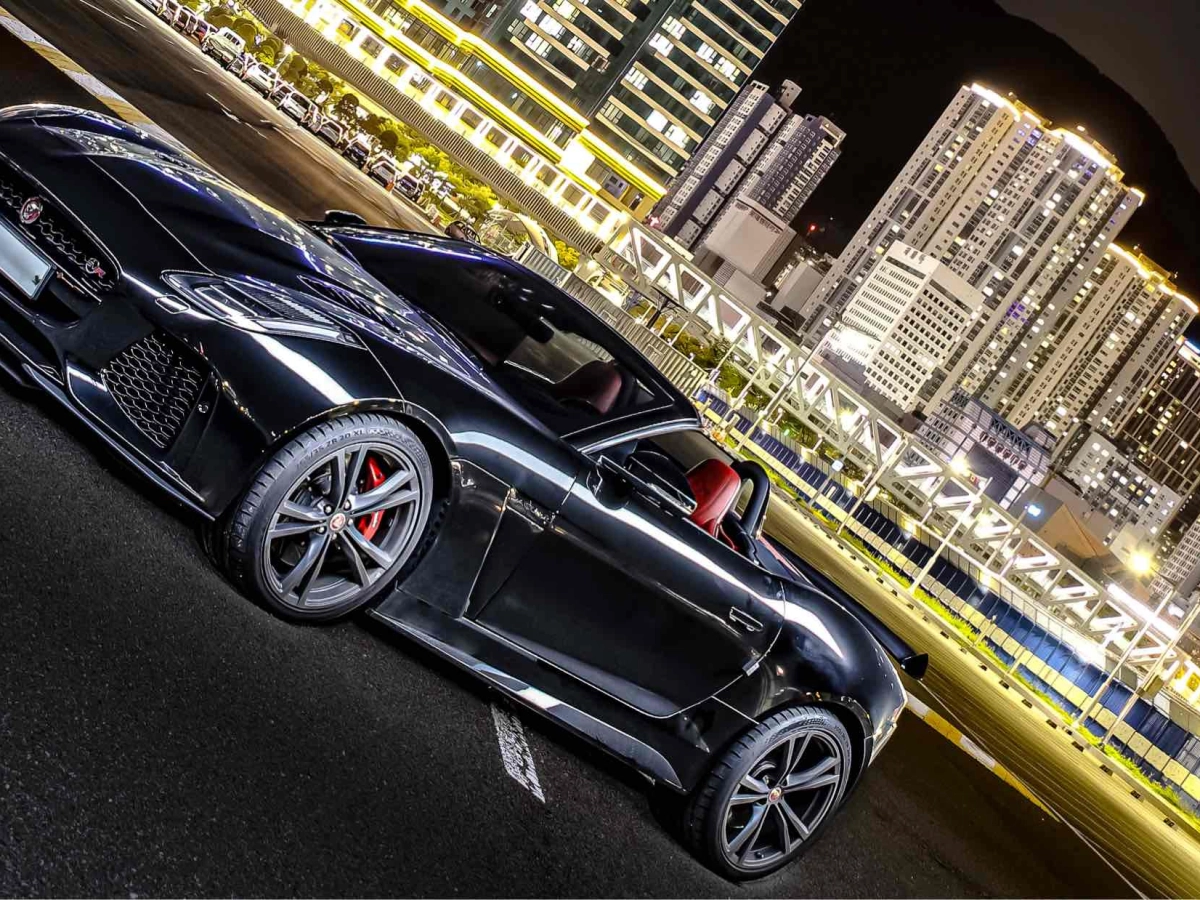 JAGUAR F-TYPE