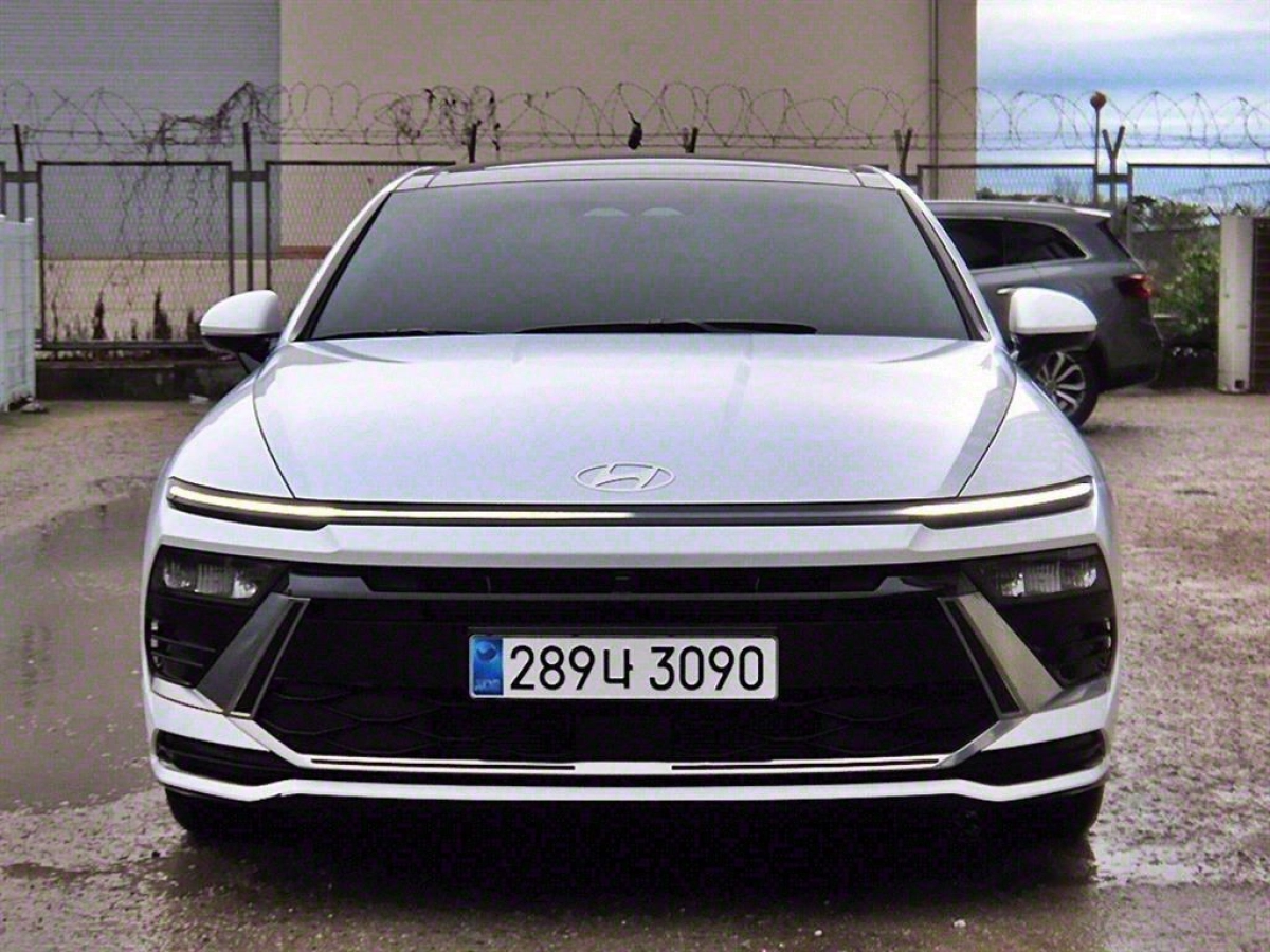 HYUNDAI SONATA 디 엣Ȅ