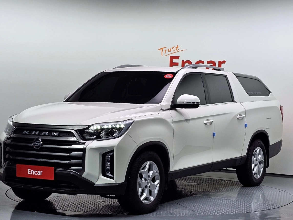 SSANGYONG REXTON SPORTS CAR