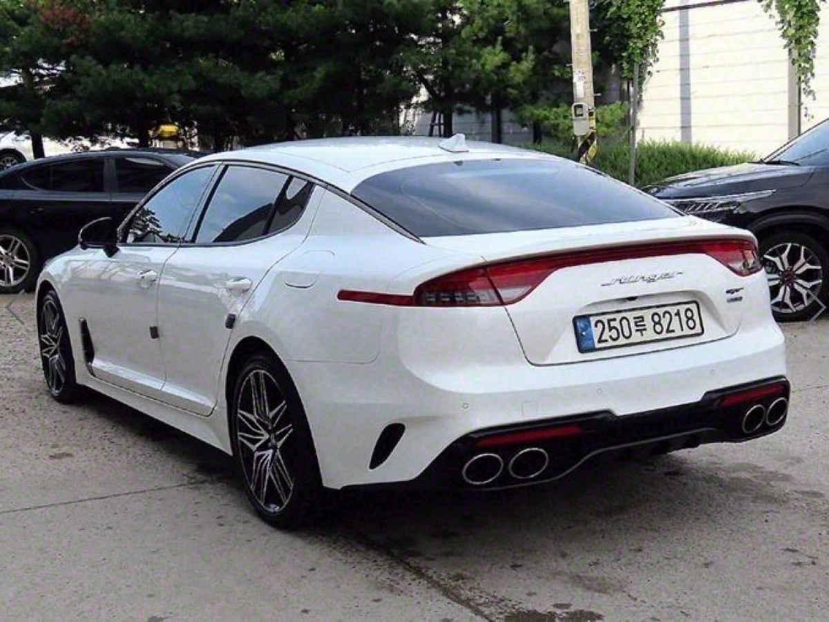 KIA STINGER MEISTER