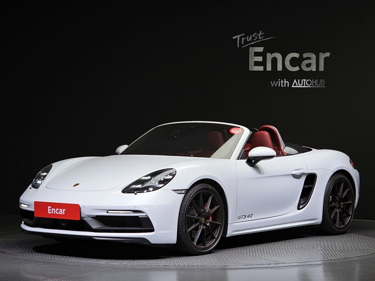 PORSCHE 718 BOXSTER
